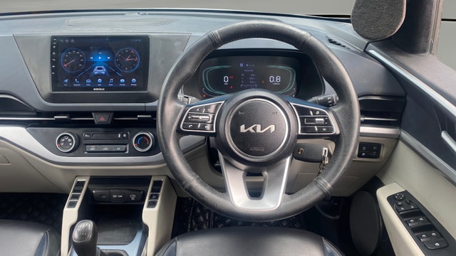View Kia Carens Image 21 Used Kia Carens Image 21