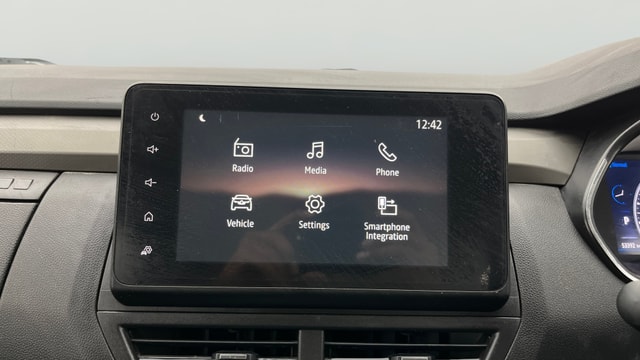 View Renault Kiger Image 18 Used Renault Kiger Image 18