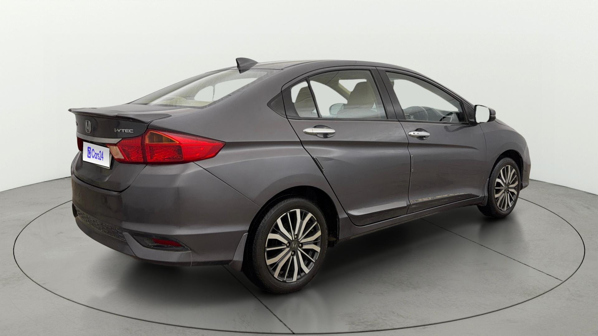 View 2017 Honda City ZX MT Diesel Anniversary Edition Image 46 Used 2017 Honda City ZX MT Diesel Anniversary Edition Image 46