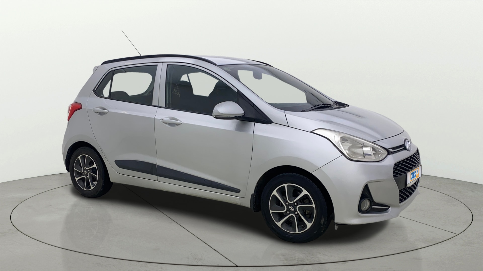Used 2018 Hyundai Grand i10 Used 2018 Hyundai Grand i10