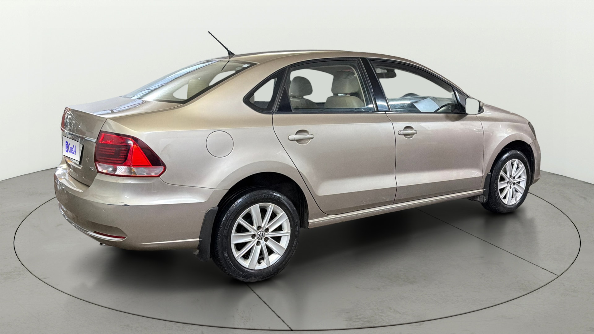 View 2016 Volkswagen Vento DSG Image 42 Used 2016 Volkswagen Vento DSG Image 42