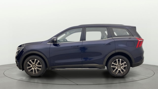 View Mahindra XUV700 Image 28 Used Mahindra XUV700 Image 28
