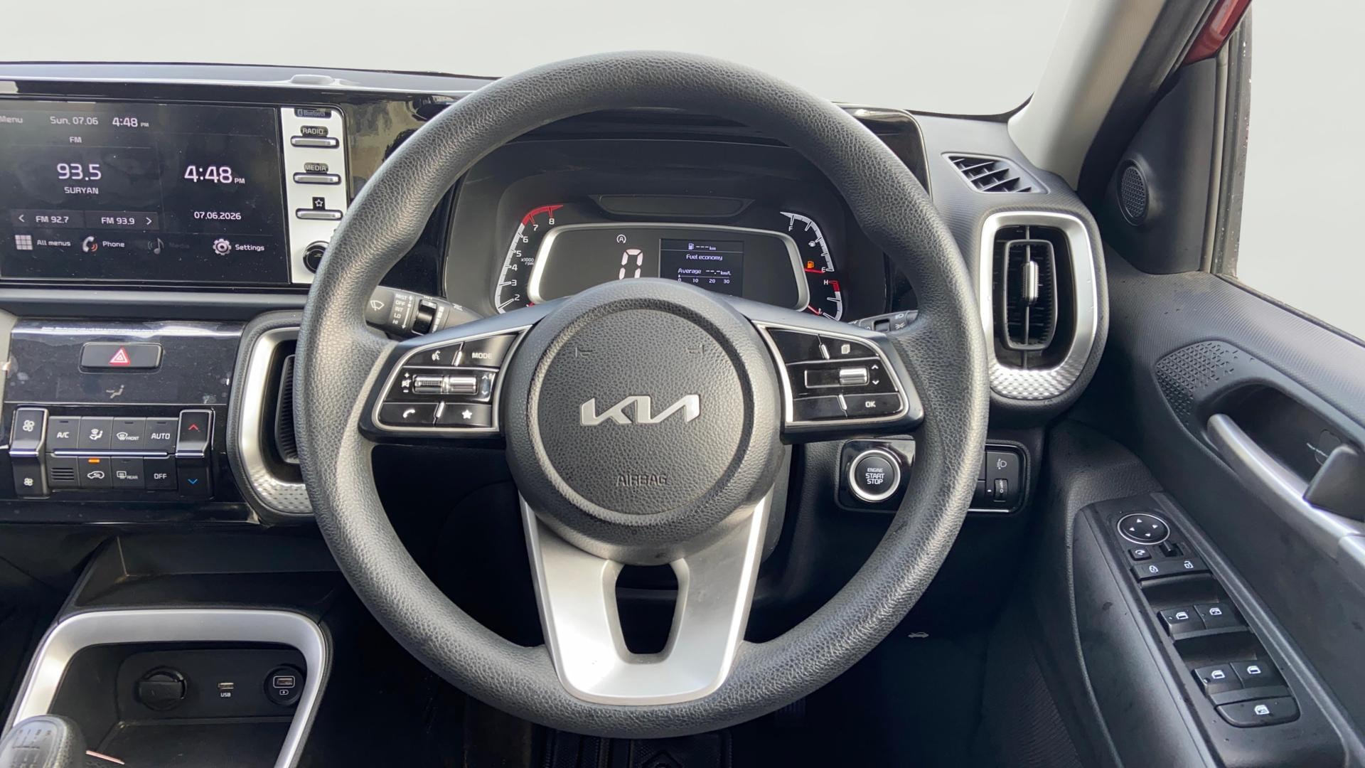 Used 2023 Kia Sonet Used 2023 Kia Sonet
