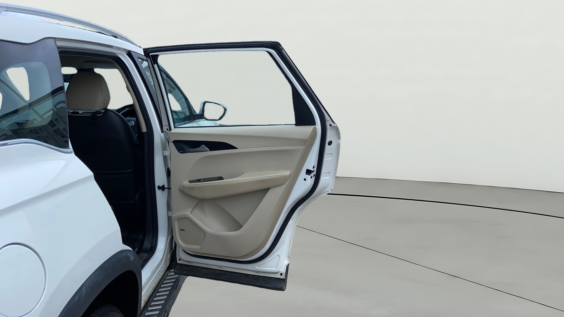 View 2023 MG Hector Sharp Diesel Image 8 Used 2023 MG Hector Sharp Diesel Image 8