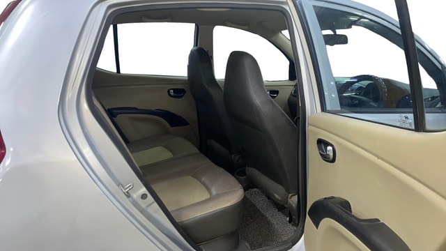 View Hyundai i10 Image 28 Used Hyundai i10 Image 28