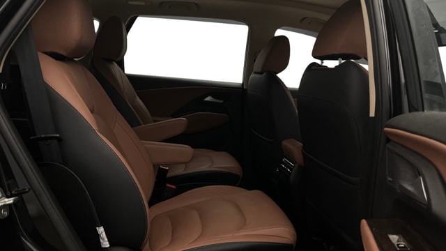 View MG Hector Plus Image 38 Used MG Hector Plus Image 38