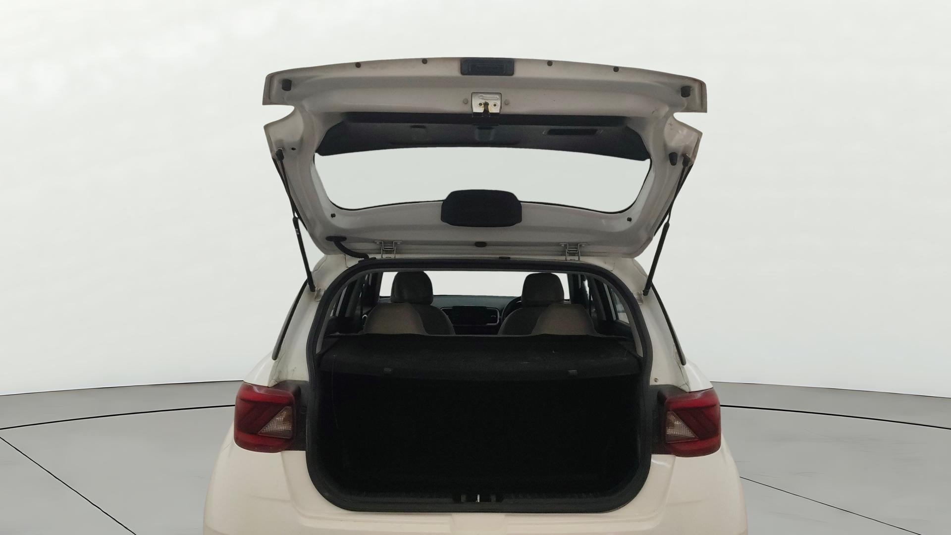 View 2022 Hyundai Venue S 1.2 Petrol Image 16 Used 2022 Hyundai Venue S 1.2 Petrol Image 16