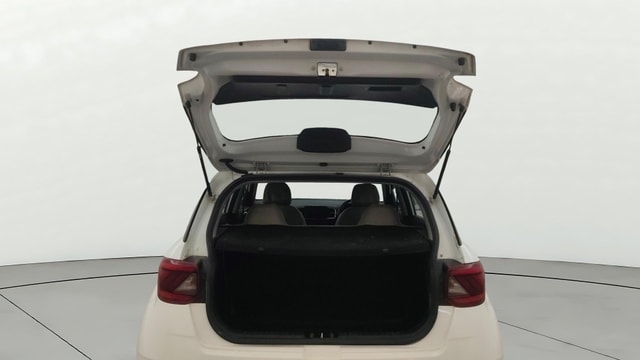 View Hyundai Venue Image 16 Used Hyundai Venue Image 16
