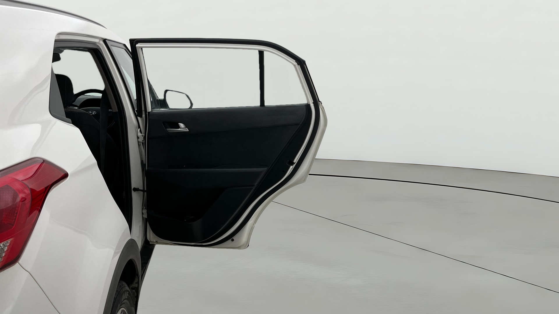 View 2018 Hyundai Creta 1.4 E Diesel Image 6 Used 2018 Hyundai Creta 1.4 E Diesel Image 6