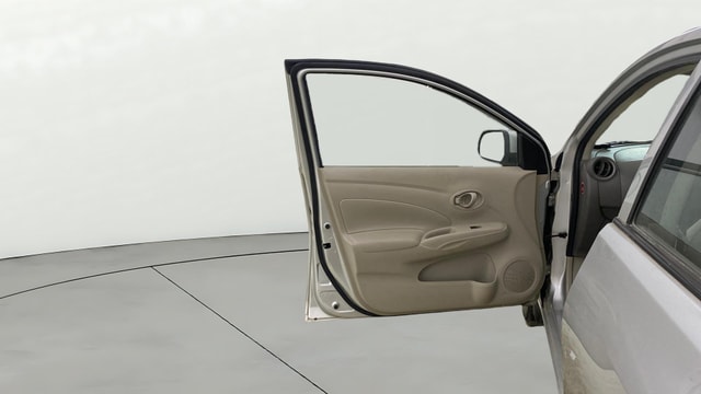 View Nissan Sunny Image 30 Used Nissan Sunny Image 30