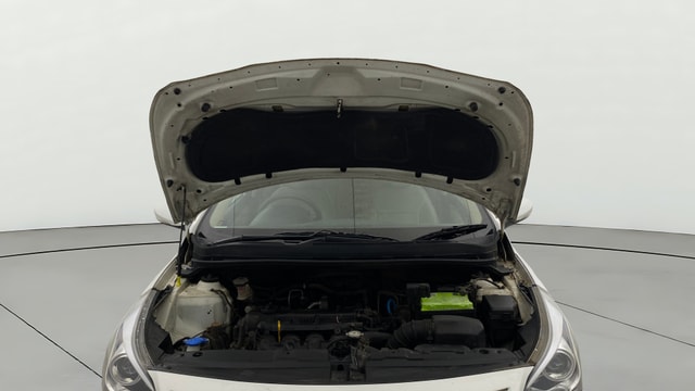 View Hyundai Fluidic Verna Image 32 Used Hyundai Fluidic Verna Image 32