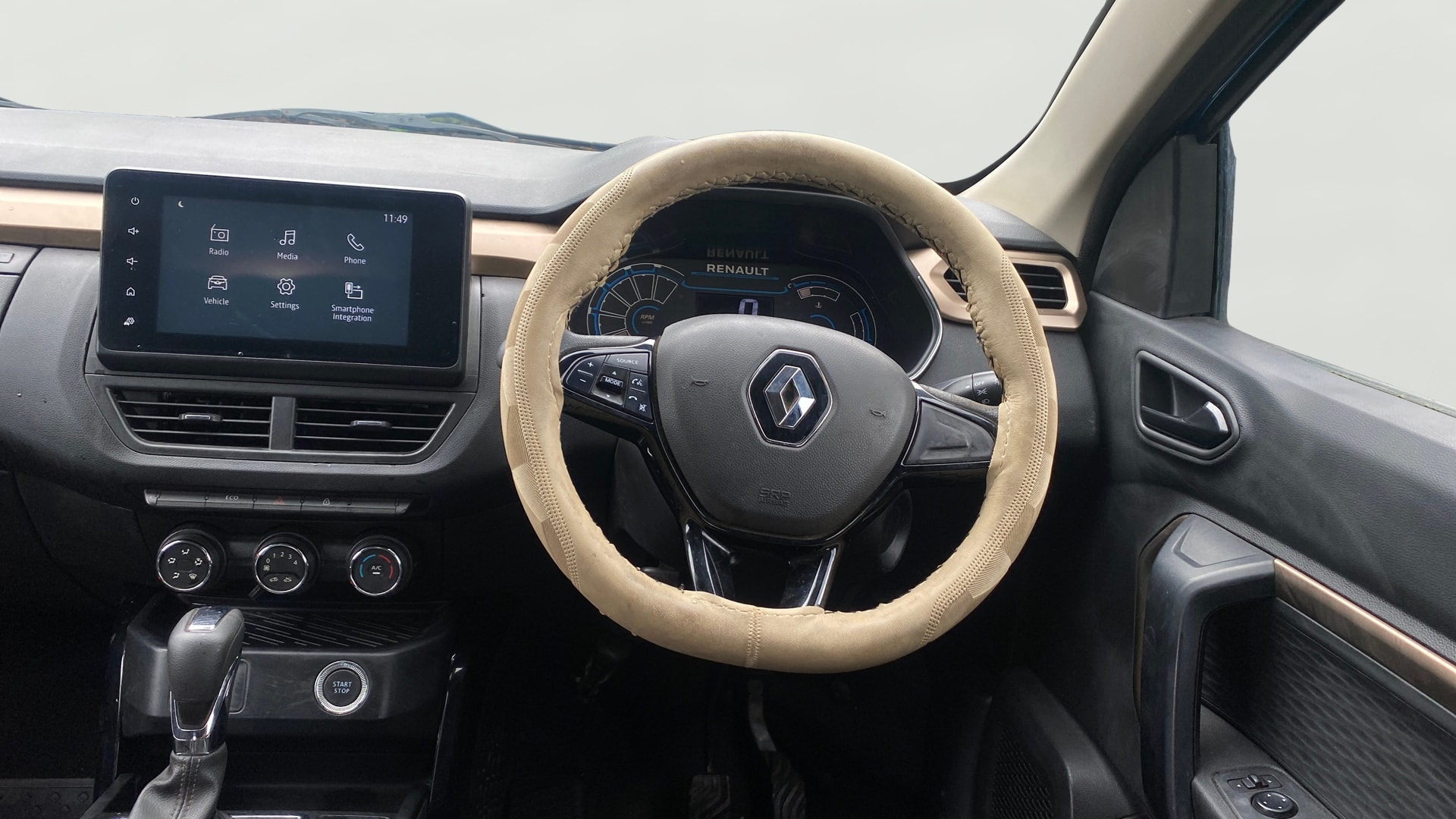 View 2021 Renault Kiger RXT Turbo CVT Image 20 Used 2021 Renault Kiger RXT Turbo CVT Image 20