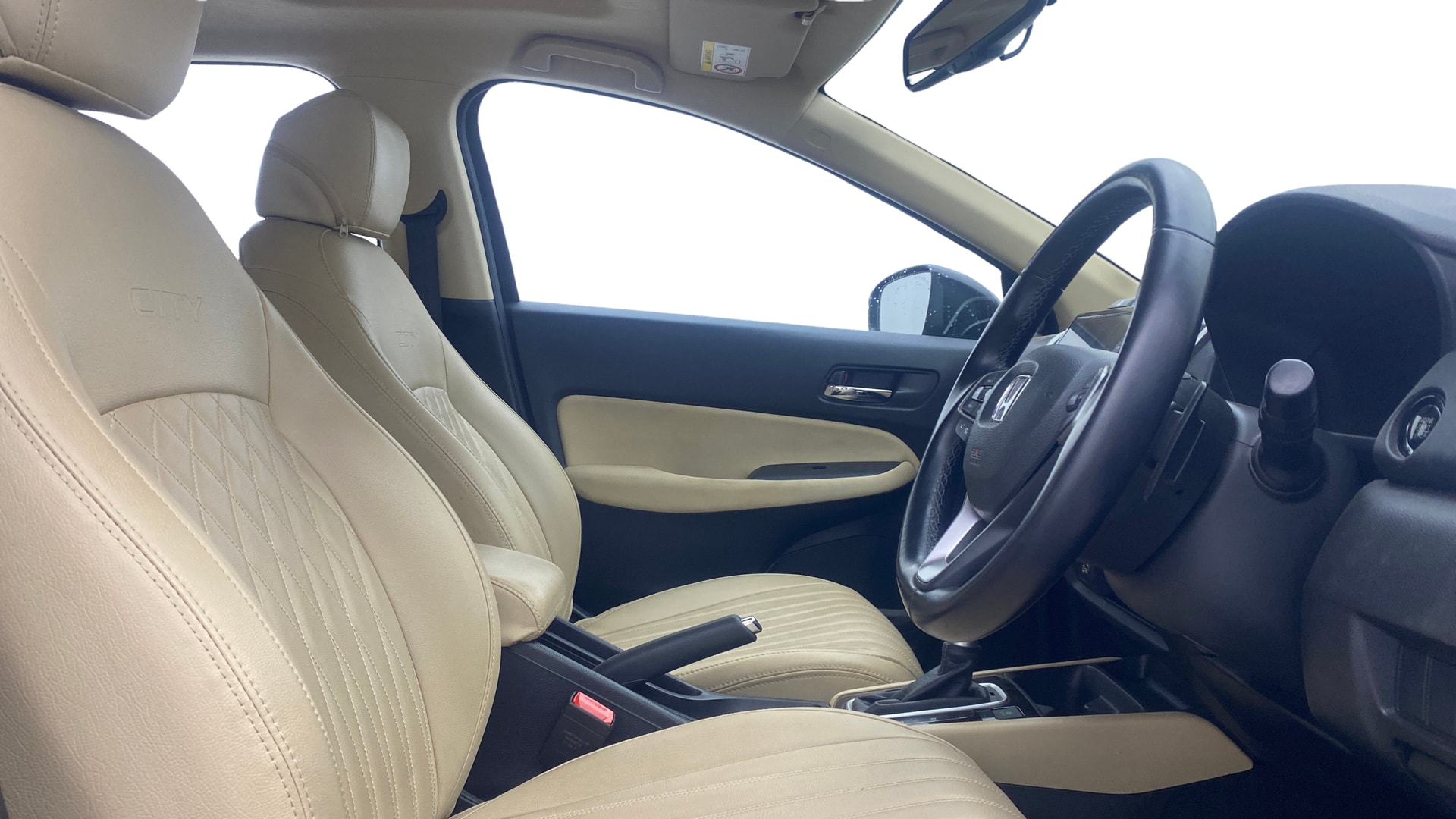 View 2021 Honda City ZX MT Diesel Anniversary Edition Image 28 Used 2021 Honda City ZX MT Diesel Anniversary Edition Image 28
