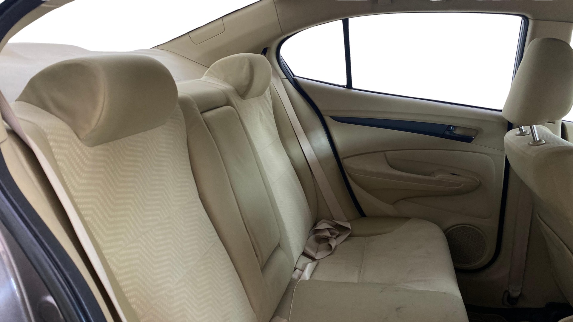 View 2013 Honda City ZX MT Diesel Anniversary Edition Image 28 Used 2013 Honda City ZX MT Diesel Anniversary Edition Image 28