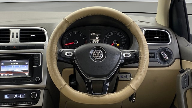 View Volkswagen Vento Image 20 Used Volkswagen Vento Image 20