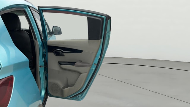 View Mahindra KUV100 Image 5 Used Mahindra KUV100 Image 5
