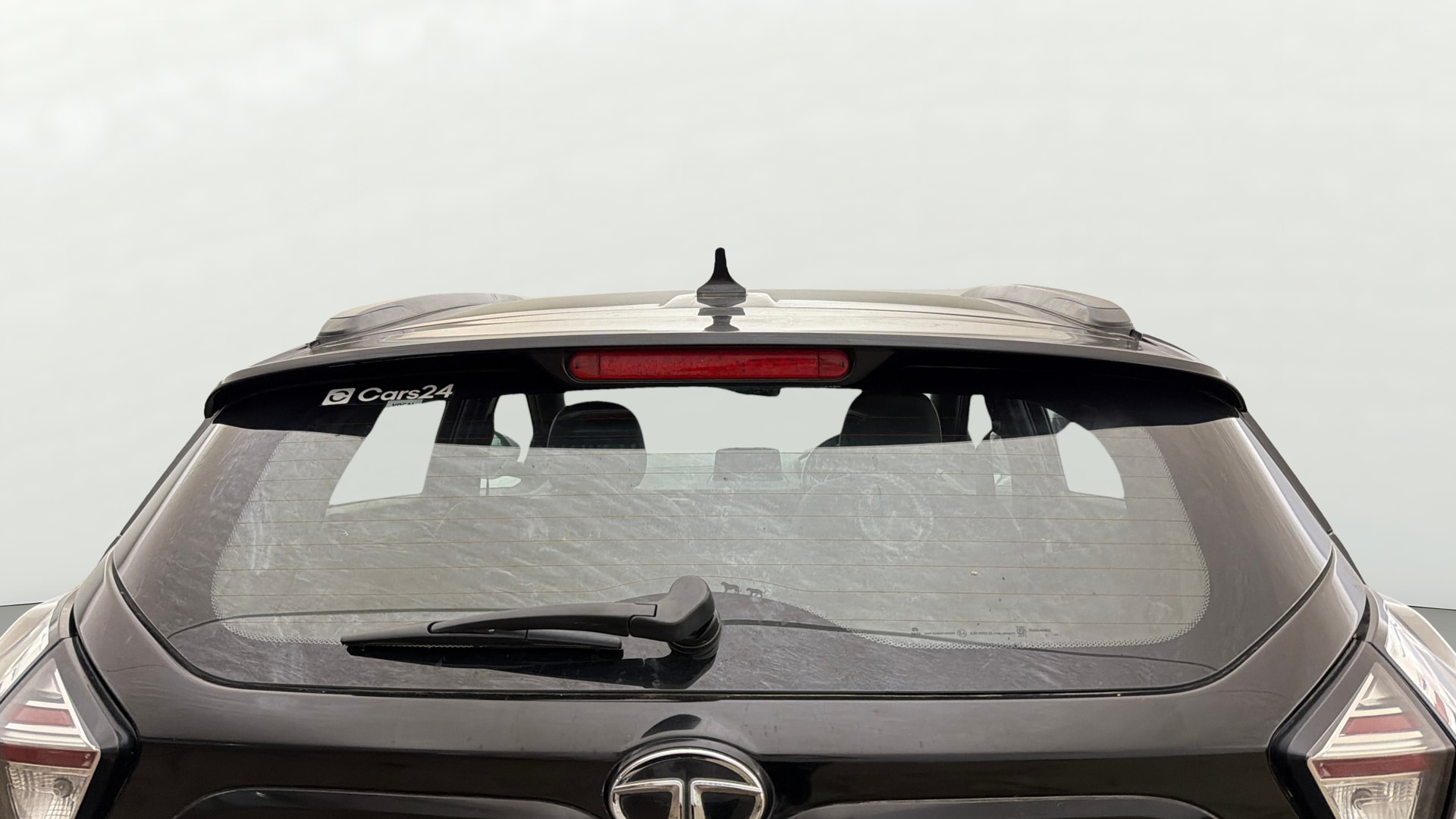 View 2023 Tata Nexon Revotron XE Image 4 Used 2023 Tata Nexon Revotron XE Image 4