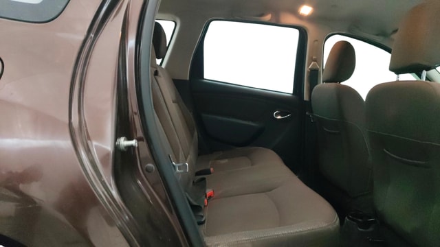 View Renault Duster Image 28 Used Renault Duster Image 28