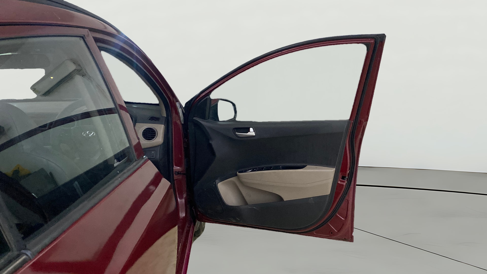 View 2015 Hyundai Grand i10 Asta AT 1.2 Kappa VTVT Image 45 Used 2015 Hyundai Grand i10 Asta AT 1.2 Kappa VTVT Image 45