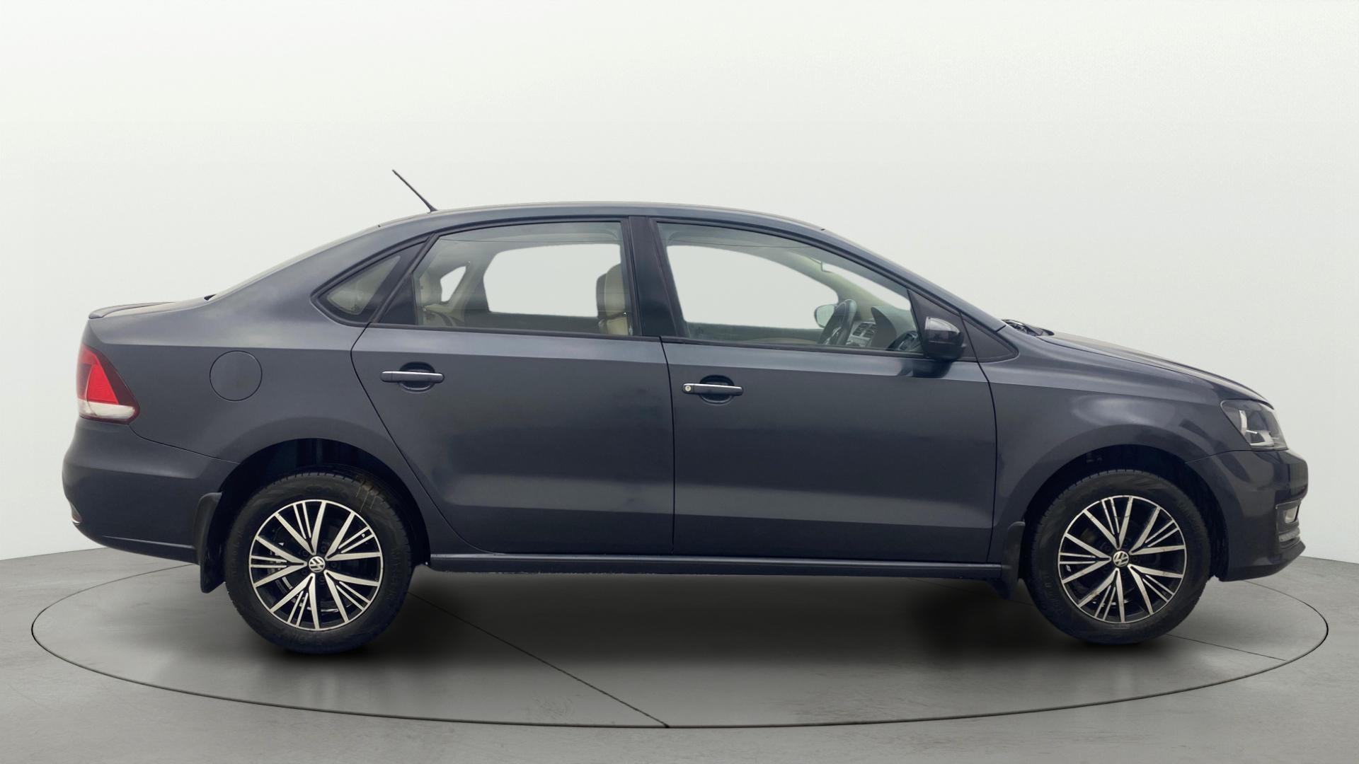 View 2019 Volkswagen Vento 1.2 L TSI Comfortline Petrol AT Image 8 Used 2019 Volkswagen Vento 1.2 L TSI Comfortline Petrol AT Image 8