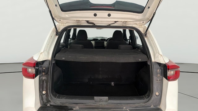 View Nissan Magnite Image 37 Used Nissan Magnite Image 37