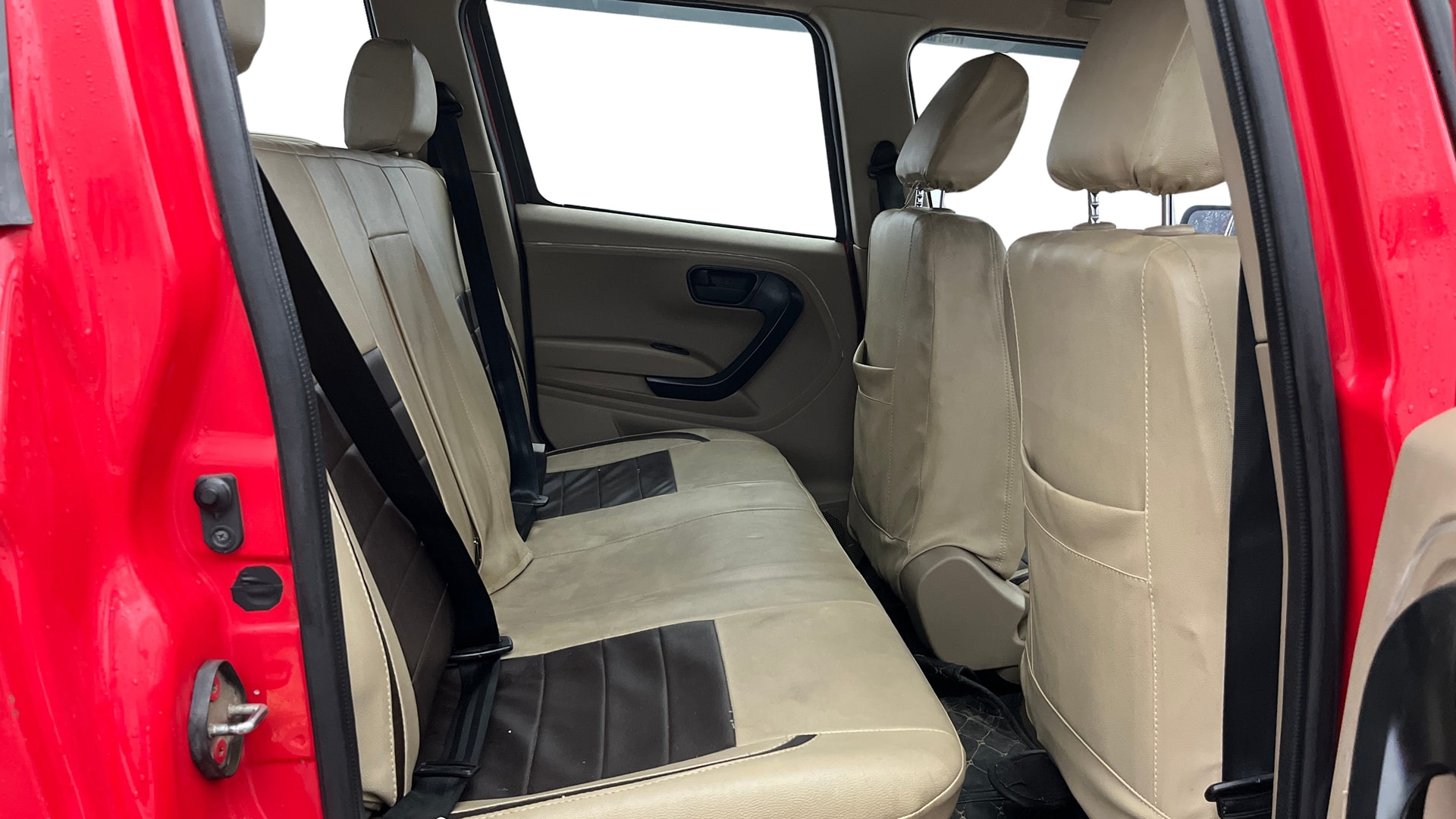 Used 2021 Mahindra Bolero Neo Used 2021 Mahindra Bolero Neo