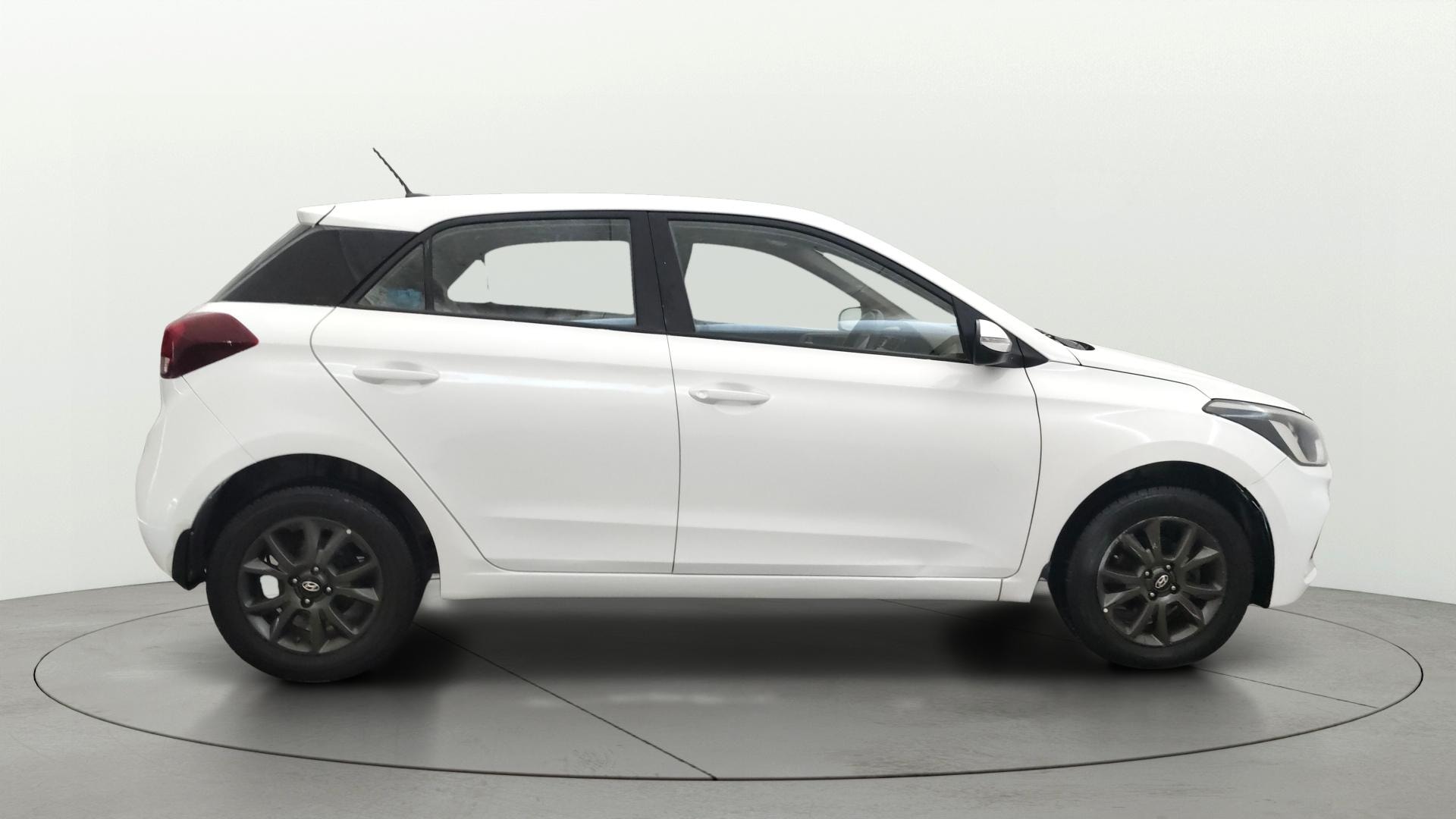 View 2019 Hyundai Elite i20 1.4 Sportz Plus Diesel BS IV Image 8 Used 2019 Hyundai Elite i20 1.4 Sportz Plus Diesel BS IV Image 8