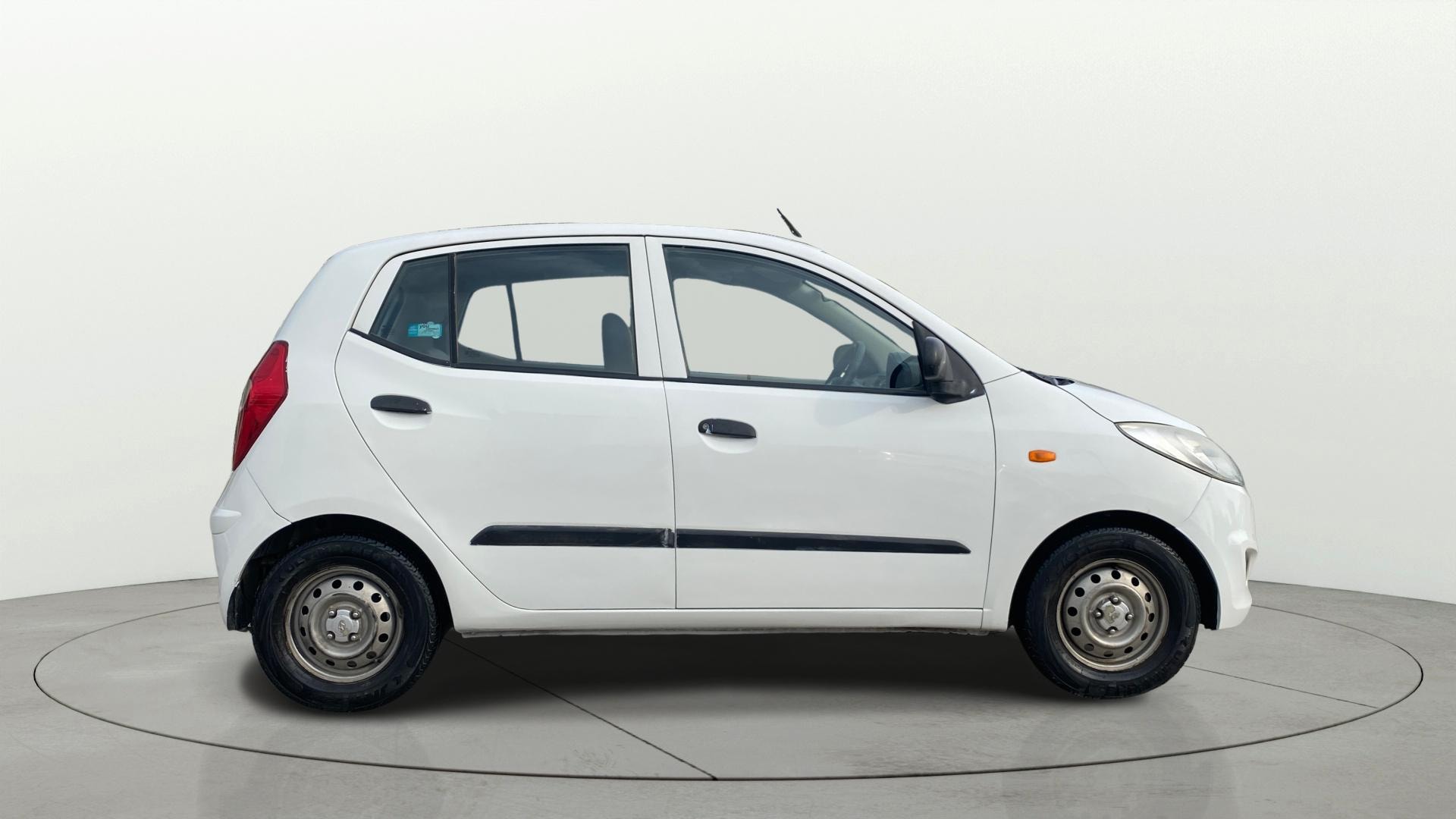 View 2014 Hyundai i10 1.1 Magna Image 8 Used 2014 Hyundai i10 1.1 Magna Image 8