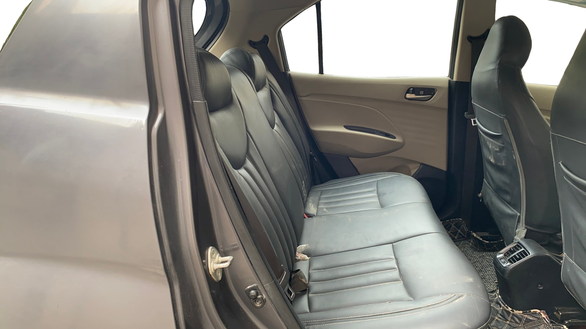 View 2020 Hyundai New Santro Sportz AMT Image 38 Used 2020 Hyundai New Santro Sportz AMT Image 38