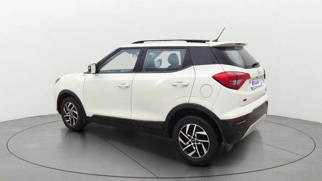 View Mahindra XUV300 Image 2 Used Mahindra XUV300 Image 2