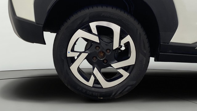 View Nissan Magnite Image 33 Used Nissan Magnite Image 33