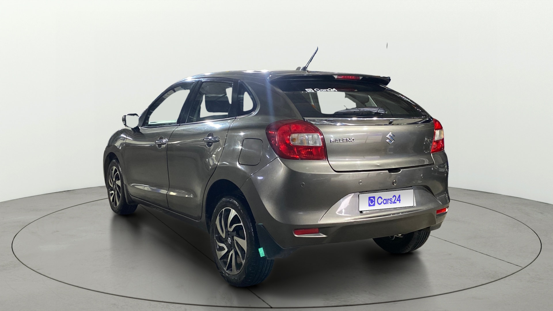 View 2020 Maruti Suzuki 1000 Base Variant Image 2 Used 2020 Maruti Suzuki 1000 Base Variant Image 2