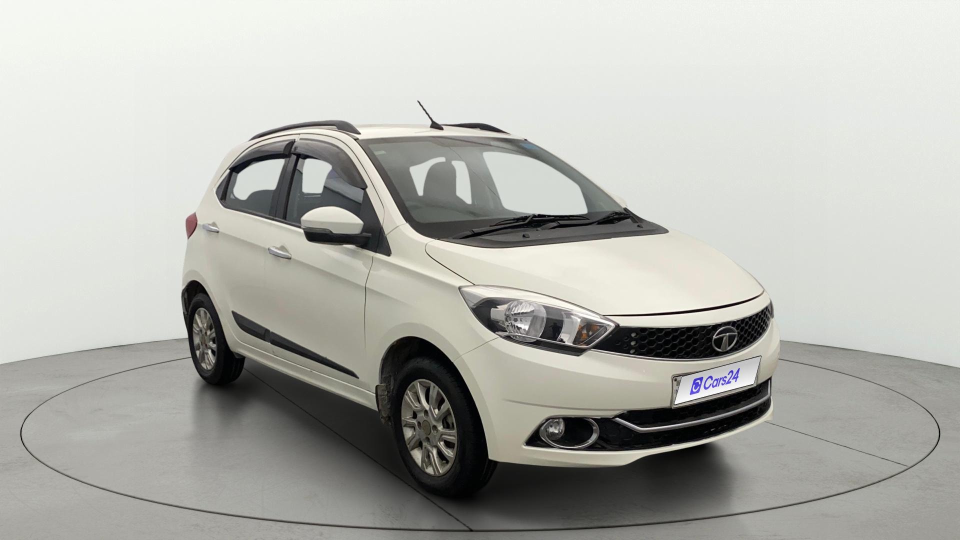 View 2018 Tata Tiago Revotorq XB Image 22 Used 2018 Tata Tiago Revotorq XB Image 22