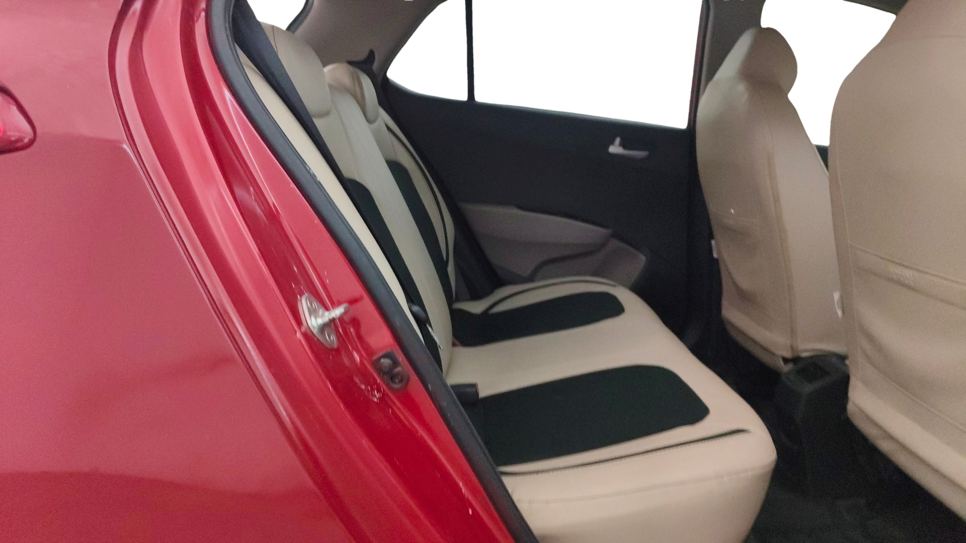 View 2019 Hyundai Grand i10 Sportz 1.2 Kappa Image 29 Used 2019 Hyundai Grand i10 Sportz 1.2 Kappa Image 29