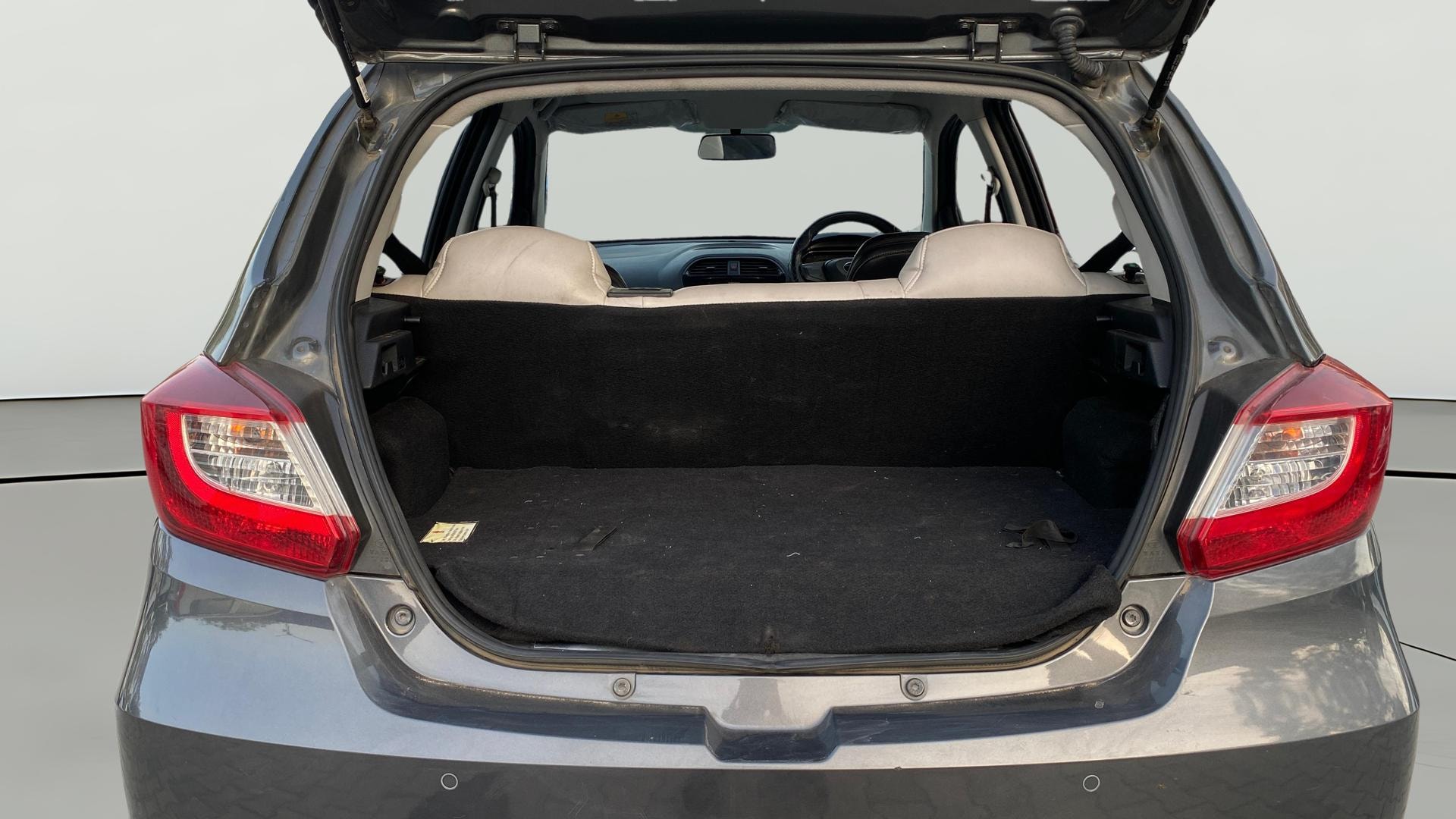 Used 2024 Tata Tiago Used 2024 Tata Tiago