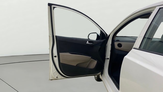 View Hyundai Grand i10 Image 30 Used Hyundai Grand i10 Image 30