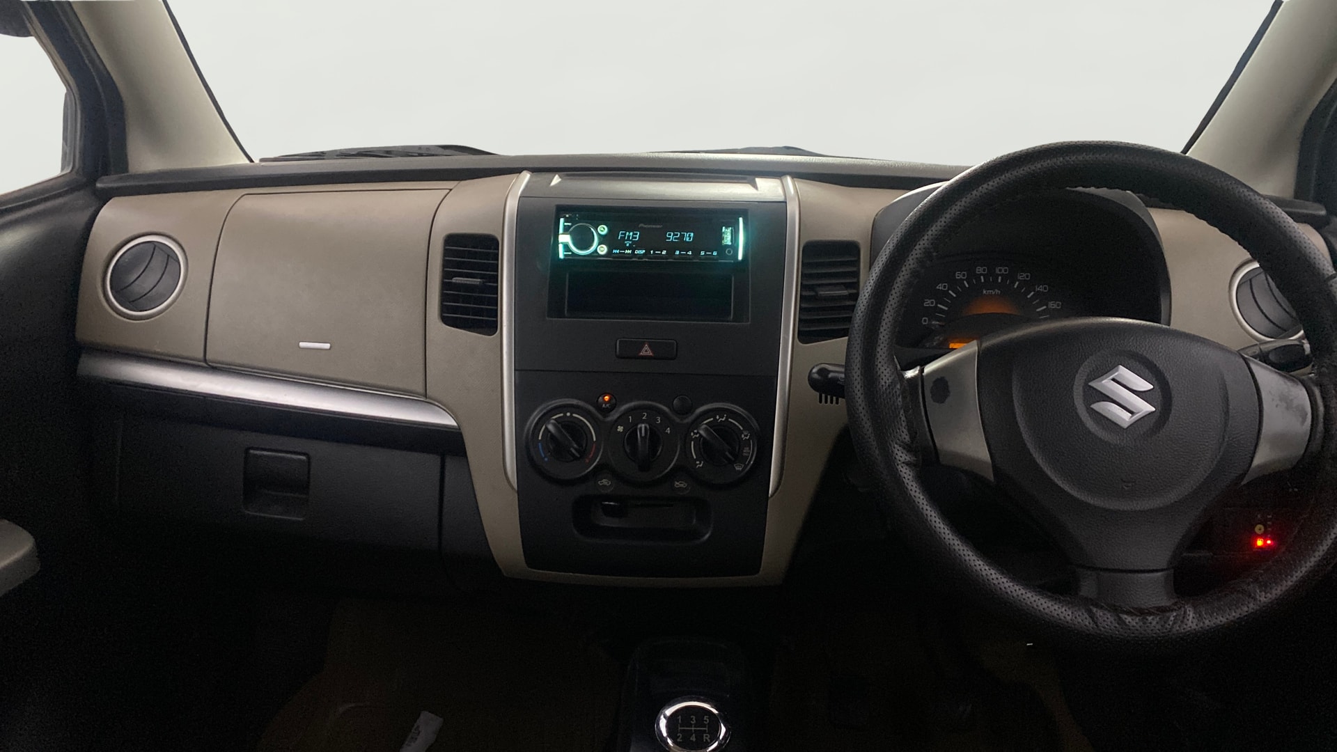 View 2015 Maruti Suzuki 1000 Base Variant Image 17 Used 2015 Maruti Suzuki 1000 Base Variant Image 17
