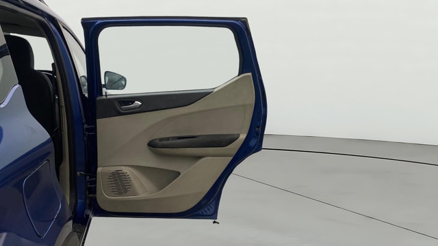 View Renault Triber Image 7 Used Renault Triber Image 7