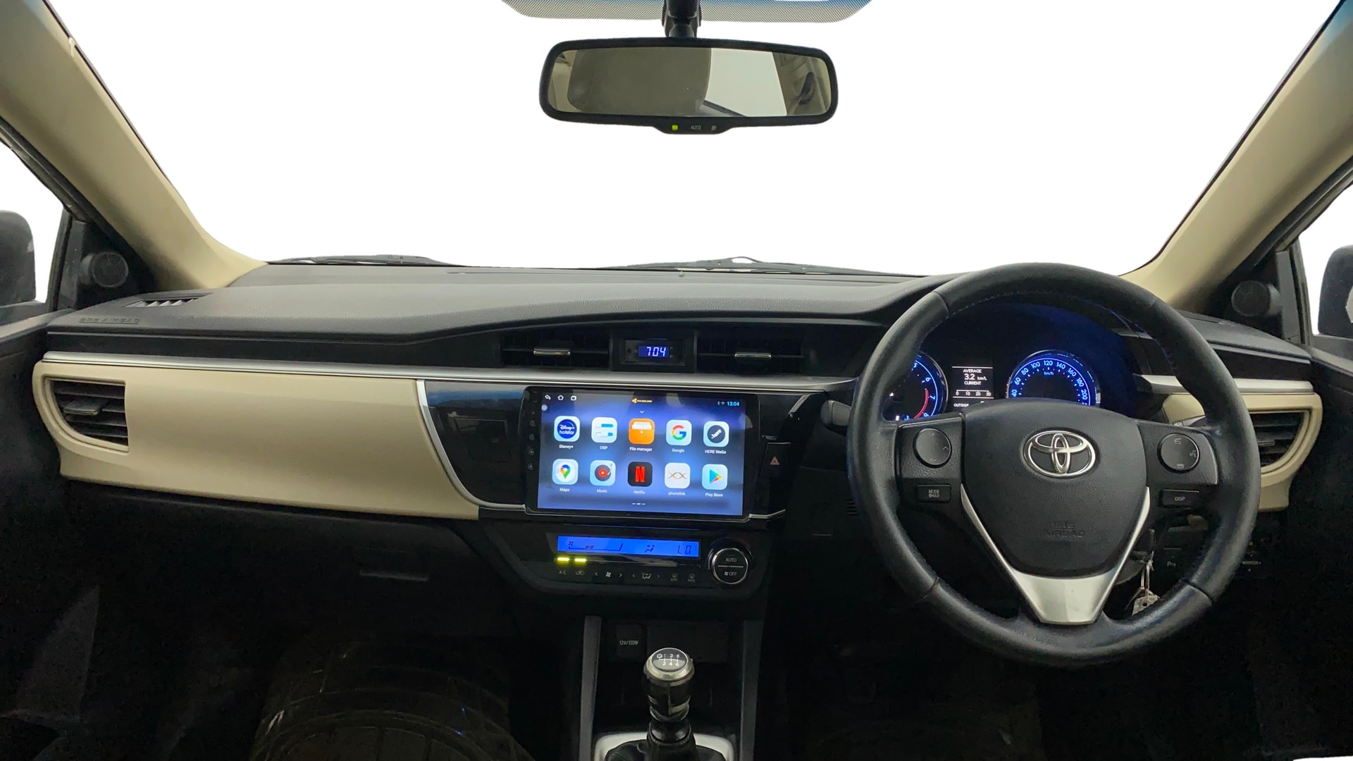 View 2014 Toyota Corolla Altis 1.8 G Image 15 Used 2014 Toyota Corolla Altis 1.8 G Image 15