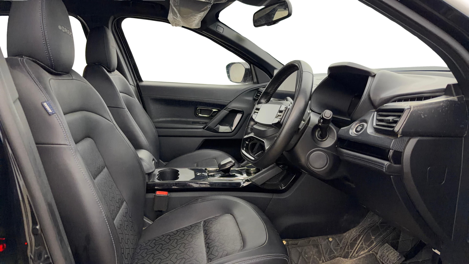 View 2023 Tata Harrier XE Image 18 Used 2023 Tata Harrier XE Image 18