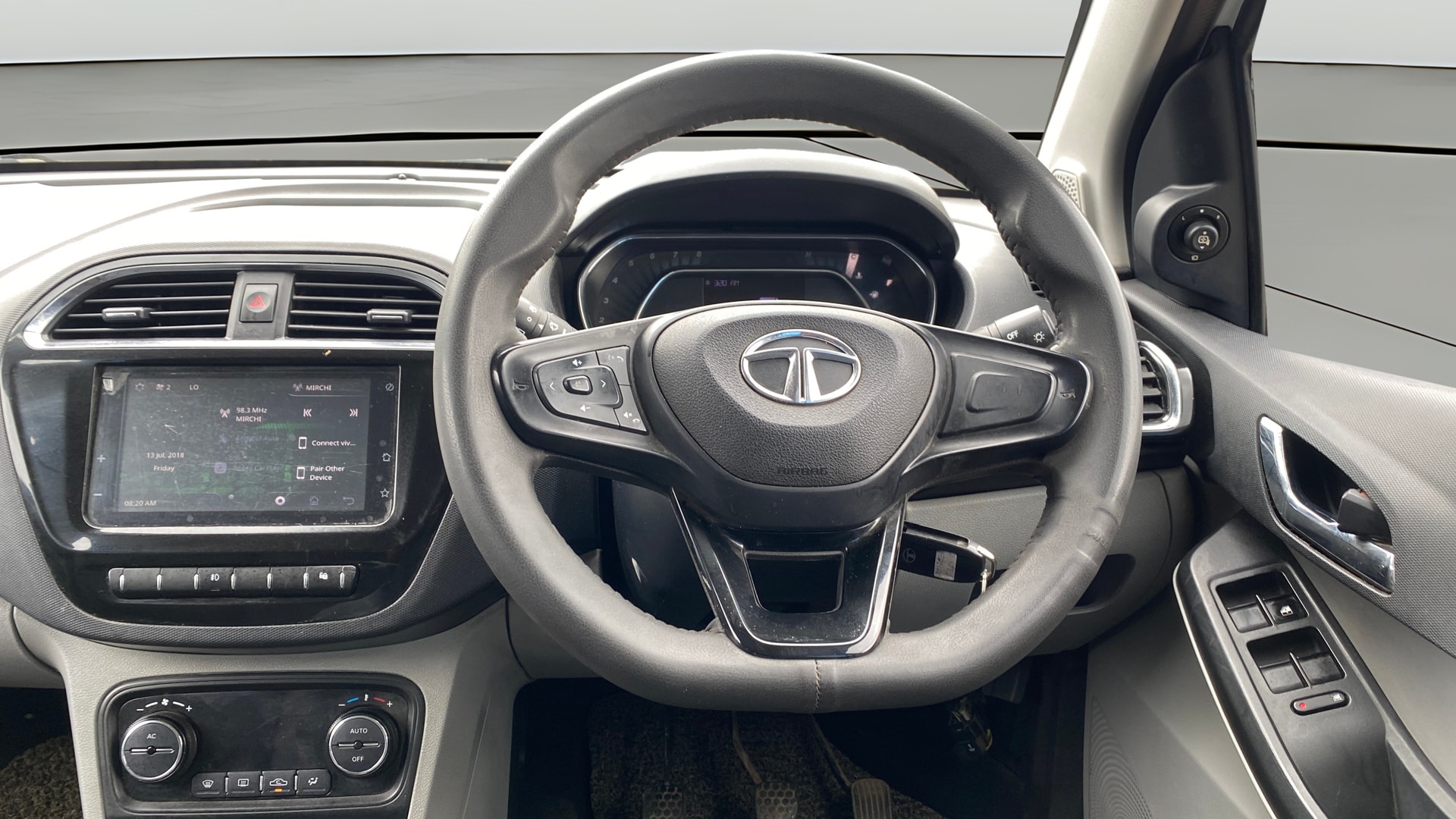 View 2020 Tata Tiago Revotorq XB Image 12 Used 2020 Tata Tiago Revotorq XB Image 12