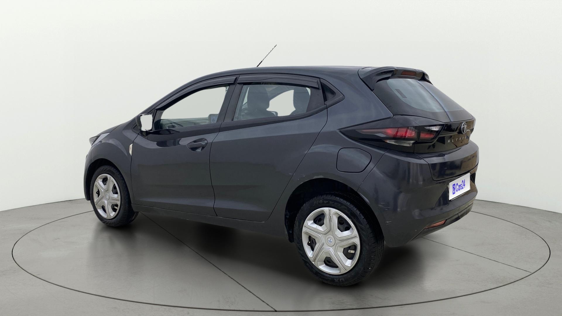 View 2021 Tata Altroz XM Plus Petrol Image 2 Used 2021 Tata Altroz XM Plus Petrol Image 2