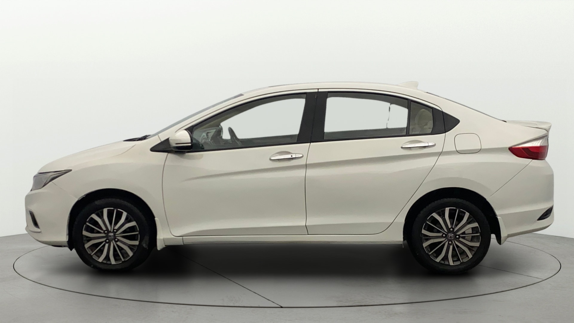 View 2019 Honda City ZX CVT Image 6 Used 2019 Honda City ZX CVT Image 6