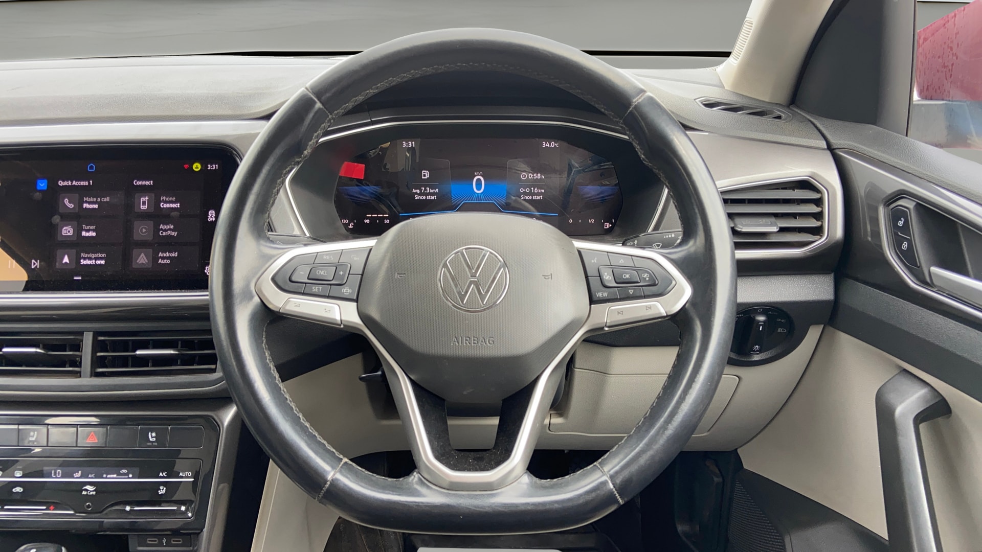 View 2022 Volkswagen Taigun 1.0 TSI Topline AT Image 21 Used 2022 Volkswagen Taigun 1.0 TSI Topline AT Image 21