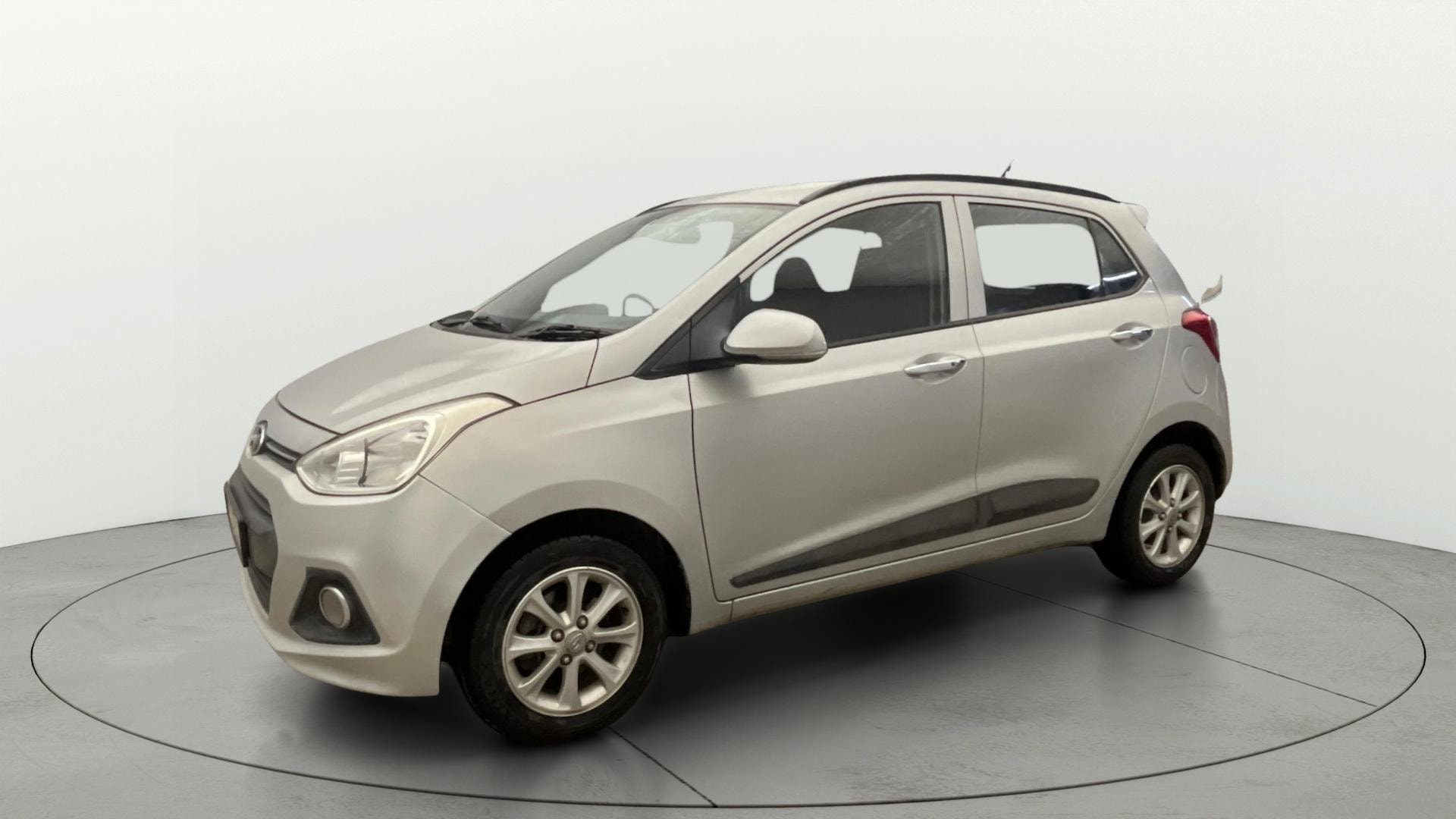 View 2015 Hyundai Grand i10 Asta AT 1.2 Kappa VTVT Image 20 Used 2015 Hyundai Grand i10 Asta AT 1.2 Kappa VTVT Image 20