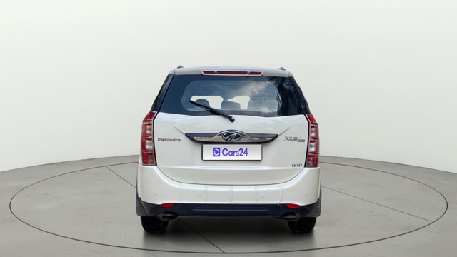 View Mahindra XUV500 Image 42 Used Mahindra XUV500 Image 42