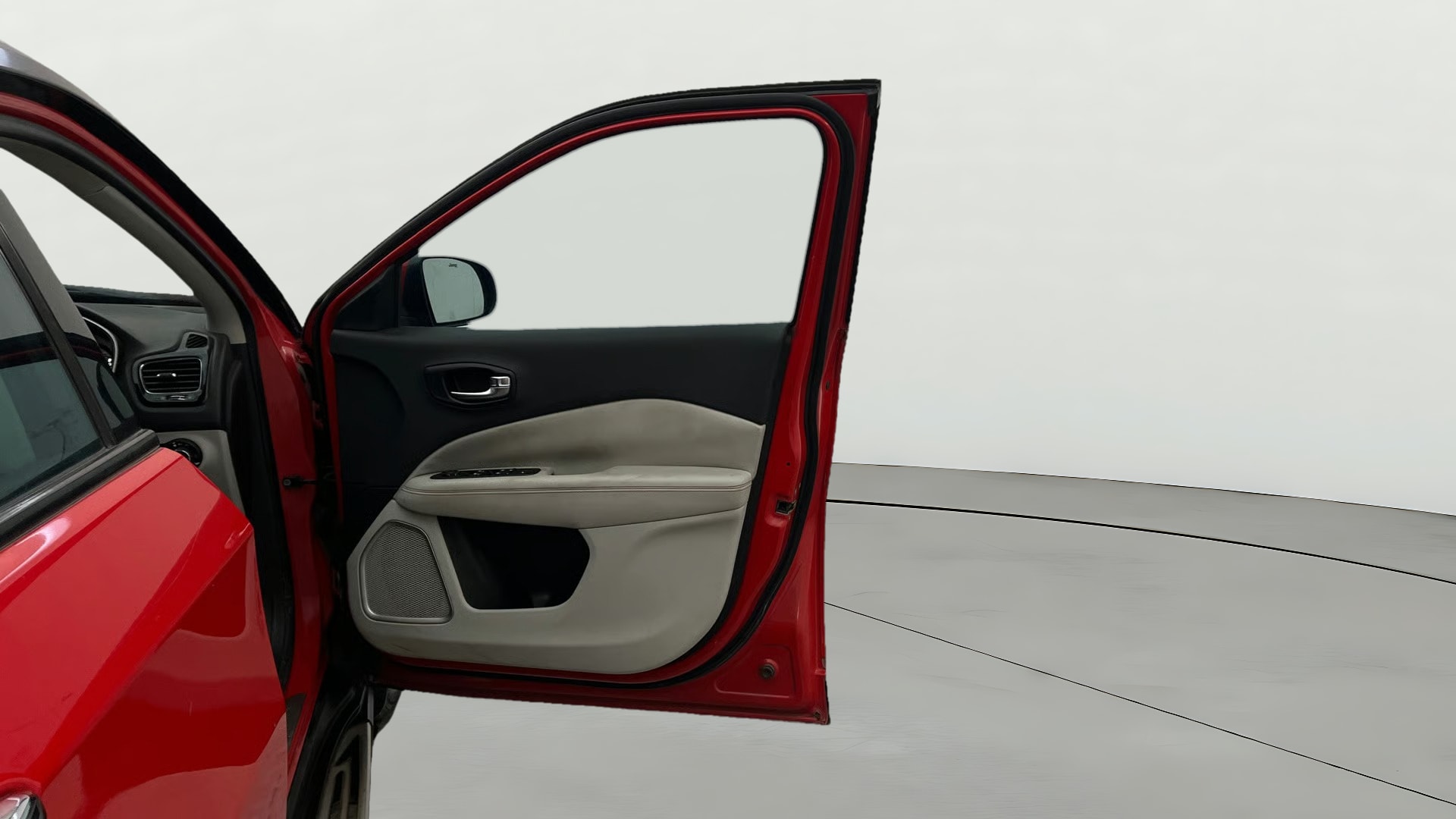 View 2018 Jeep Compass Limited 4X4 2.0 Diesel BS IV Image 46 Used 2018 Jeep Compass Limited 4X4 2.0 Diesel BS IV Image 46