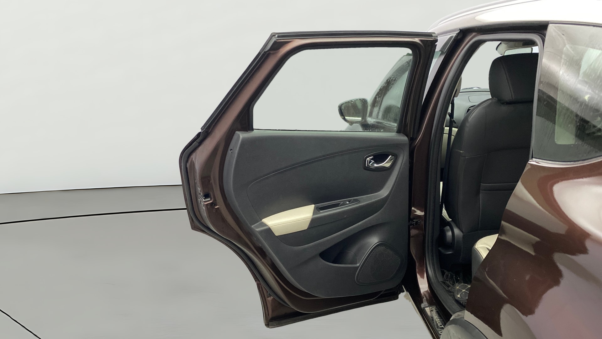 View 2019 Renault Captur Platine Mono Diesel Image 23 Used 2019 Renault Captur Platine Mono Diesel Image 23