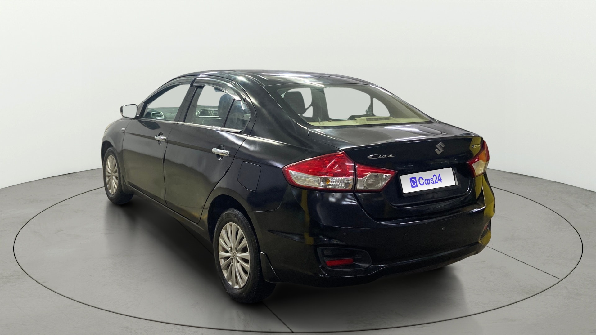 View 2017 Maruti Suzuki 1000 Base Variant Image 2 Used 2017 Maruti Suzuki 1000 Base Variant Image 2