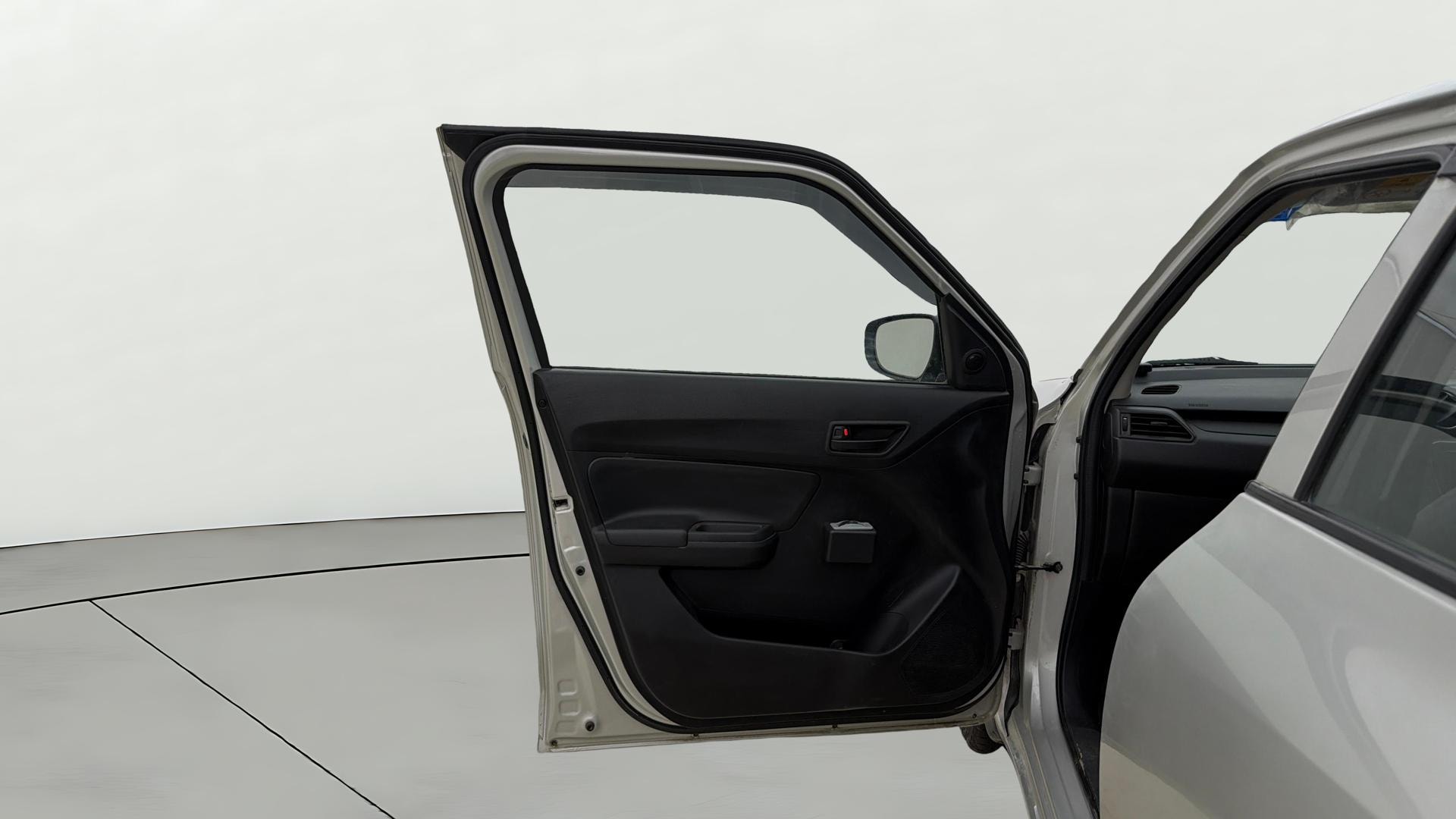 View 2023 Maruti Suzuki 1000 Base Variant Image 30 Used 2023 Maruti Suzuki 1000 Base Variant Image 30